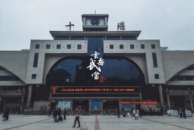 苏州姑苏区到十堰物流公司+天天发车